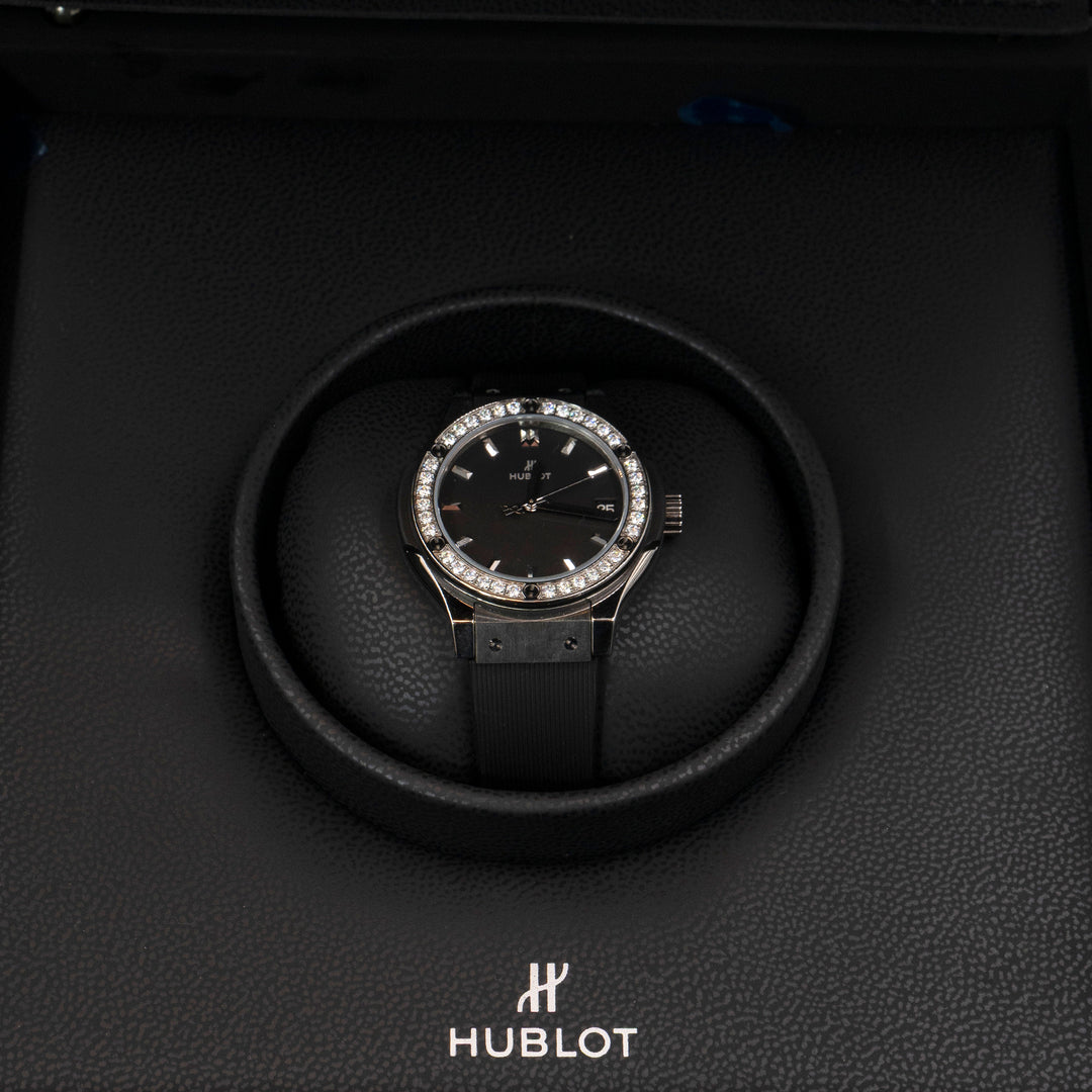 Hublot Classic Fusion Titanium Diamonds 33mm Quartz Women’s Watch - Gemaee  UAE