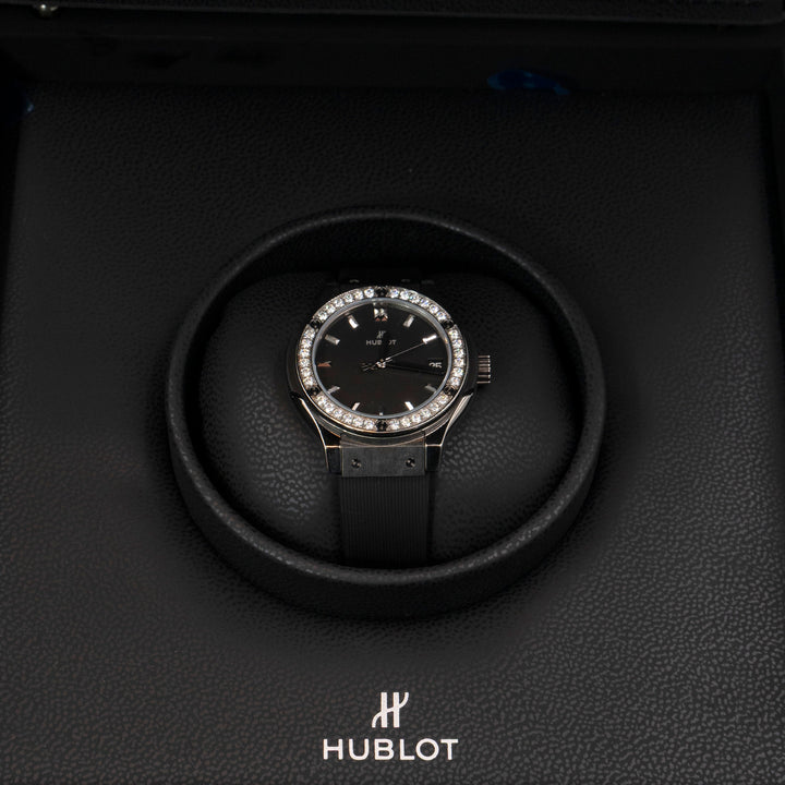 Hublot Classic Fusion Titanium Diamonds 33mm Quartz Women’s Watch - Gemaee  UAE