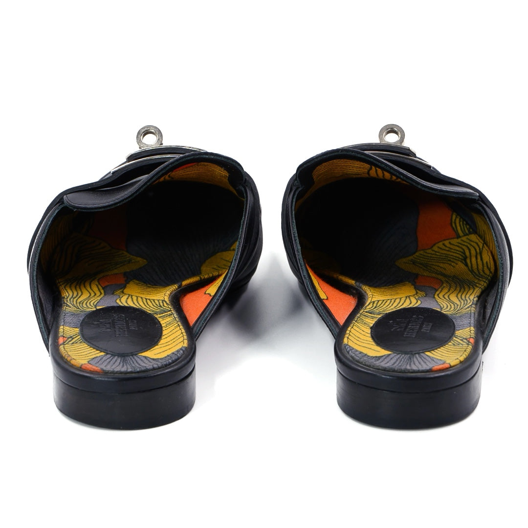 Hermès Black OZ Flat Mules - Gemaee  UAE