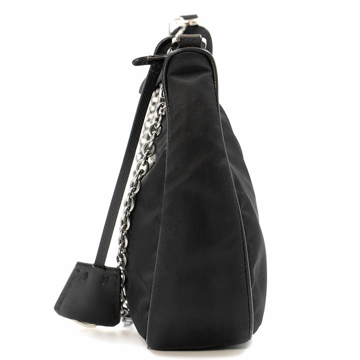 Prada Re-Edition 2005 Black Re-Nylon Shoulder Bag with Saffiano Leather Trim and Detachable Pouch - Gemaee  UAE