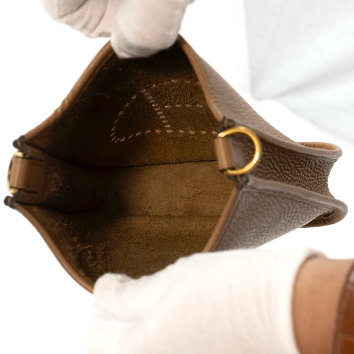 Hermès Evelyne TPM 16 Chai Taurillon Clemence with Gold Hardware - Gemaee  UAE