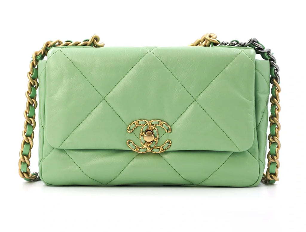 Why Are Chanel Luxury Bags in Dubai Considered Both Stylish and a Smart Investment?