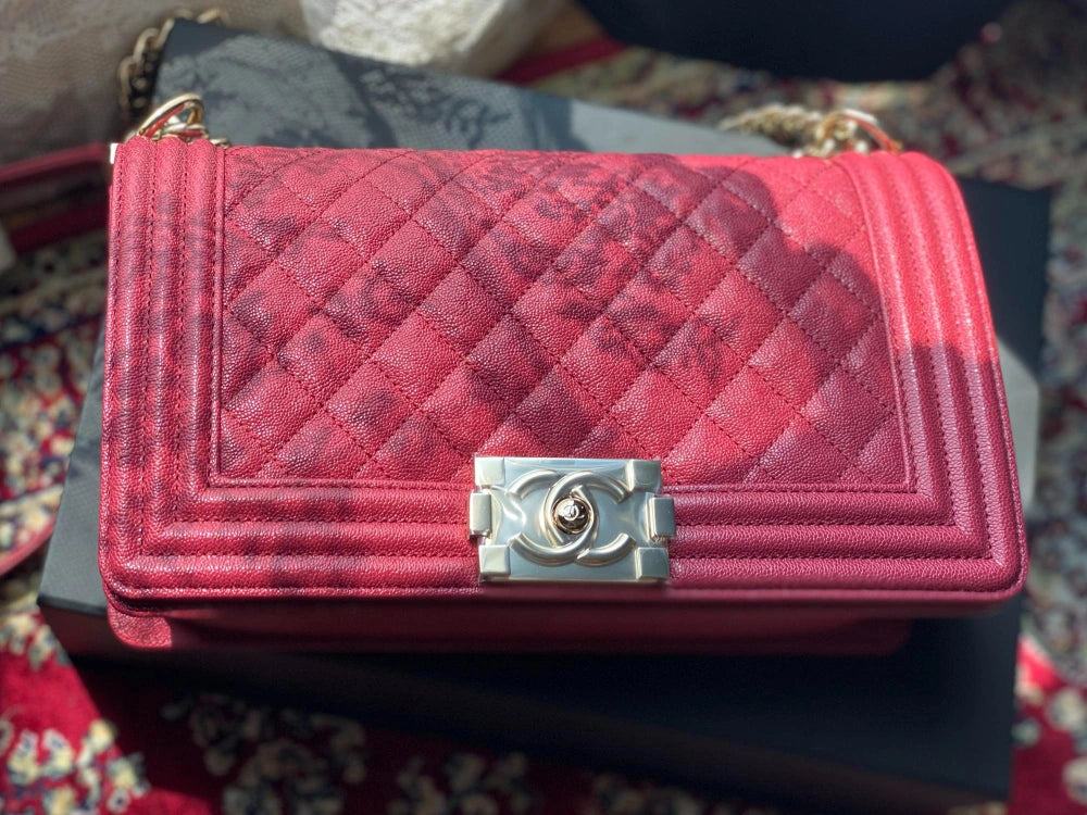 Why Are Chanel Luxury Bags in Dubai Considered Both Stylish and a Smart Investment?
