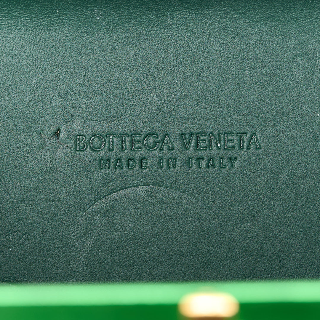 Bottega Veneta Green Metallic Intrecciato knot Clutch