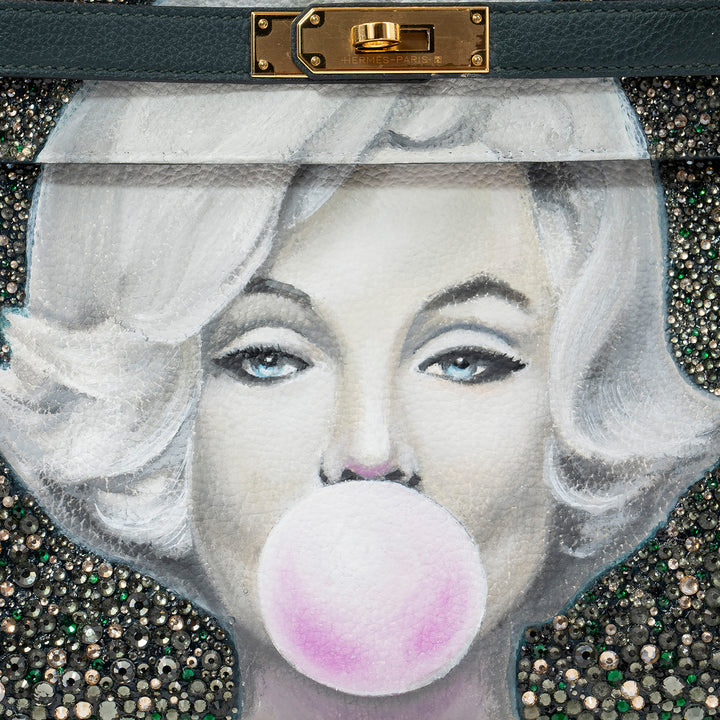 Hermès Kelly 28 Vert Cyprès Veau Togo Leather Bag with Gold Hardware with Hand Paint design
