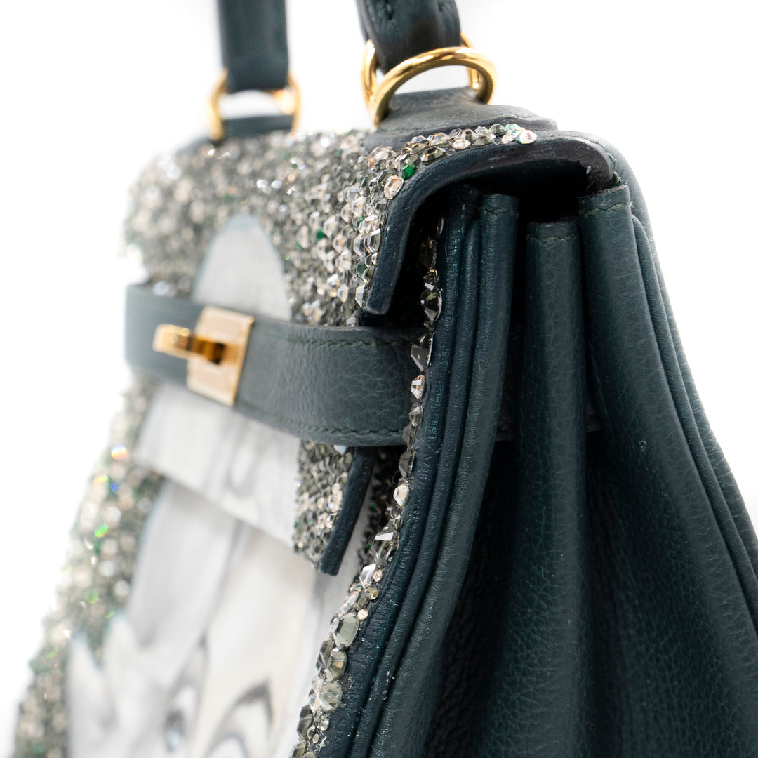 Hermès Kelly 28 Vert Cyprès Veau Togo Leather Bag with Gold Hardware with Hand Paint design