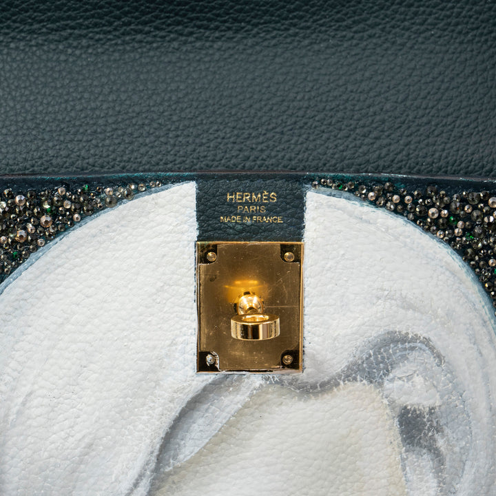 Hermès Kelly 28 Vert Cyprès Veau Togo Leather Bag with Gold Hardware with Hand Paint design