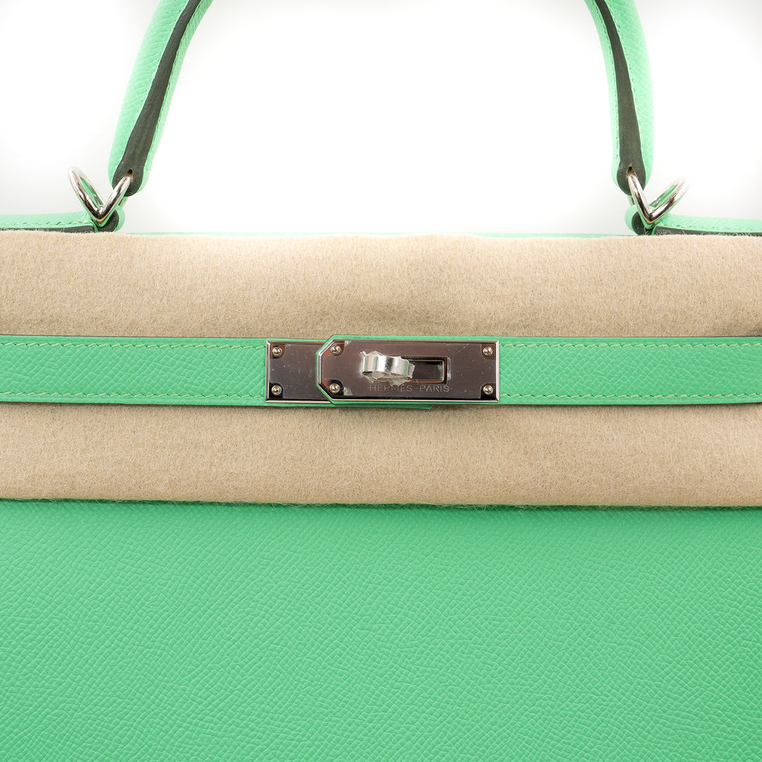Hermès Kelly II Sellier 28 Vert Comics Epsom Leather Bag with Palladium Hardware