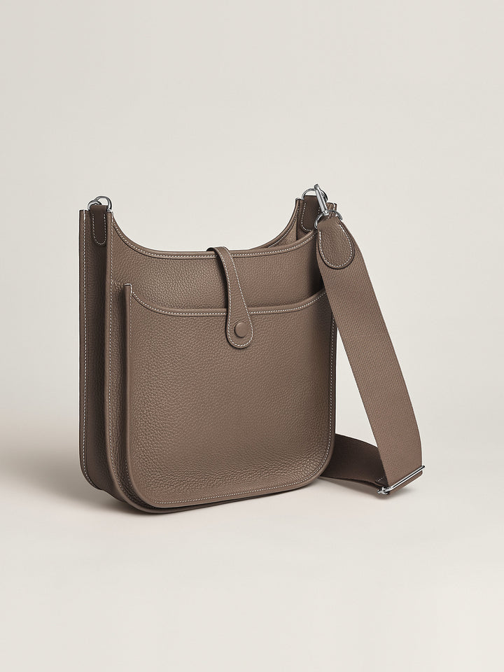 Hermès Evelyne III 29 Shoulder Bag in Étoupe Taurillon Clémence Leather with Palladium Hardware - Gemaee  UAE