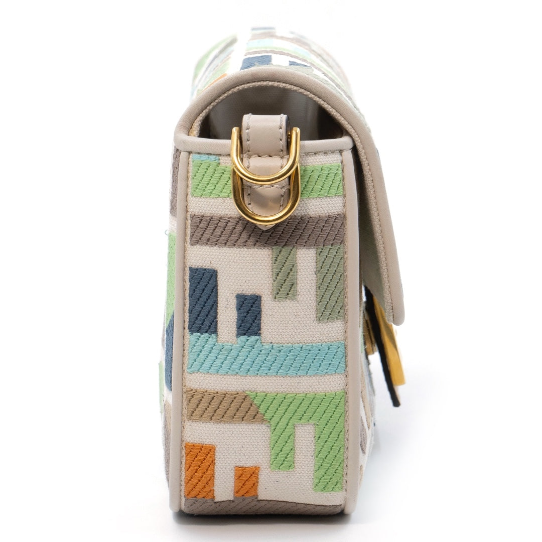 Fendi Baguette Bag in Multicolor Fabric