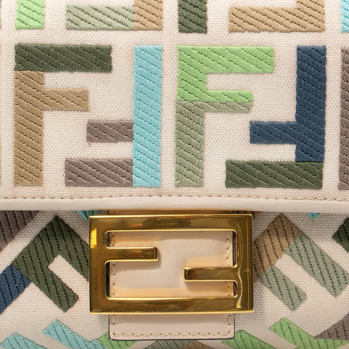 Fendi Baguette Bag in Multicolor Fabric