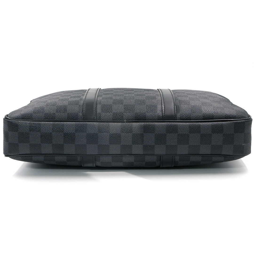 Louis Vuitton Porte Documents Voyage bag