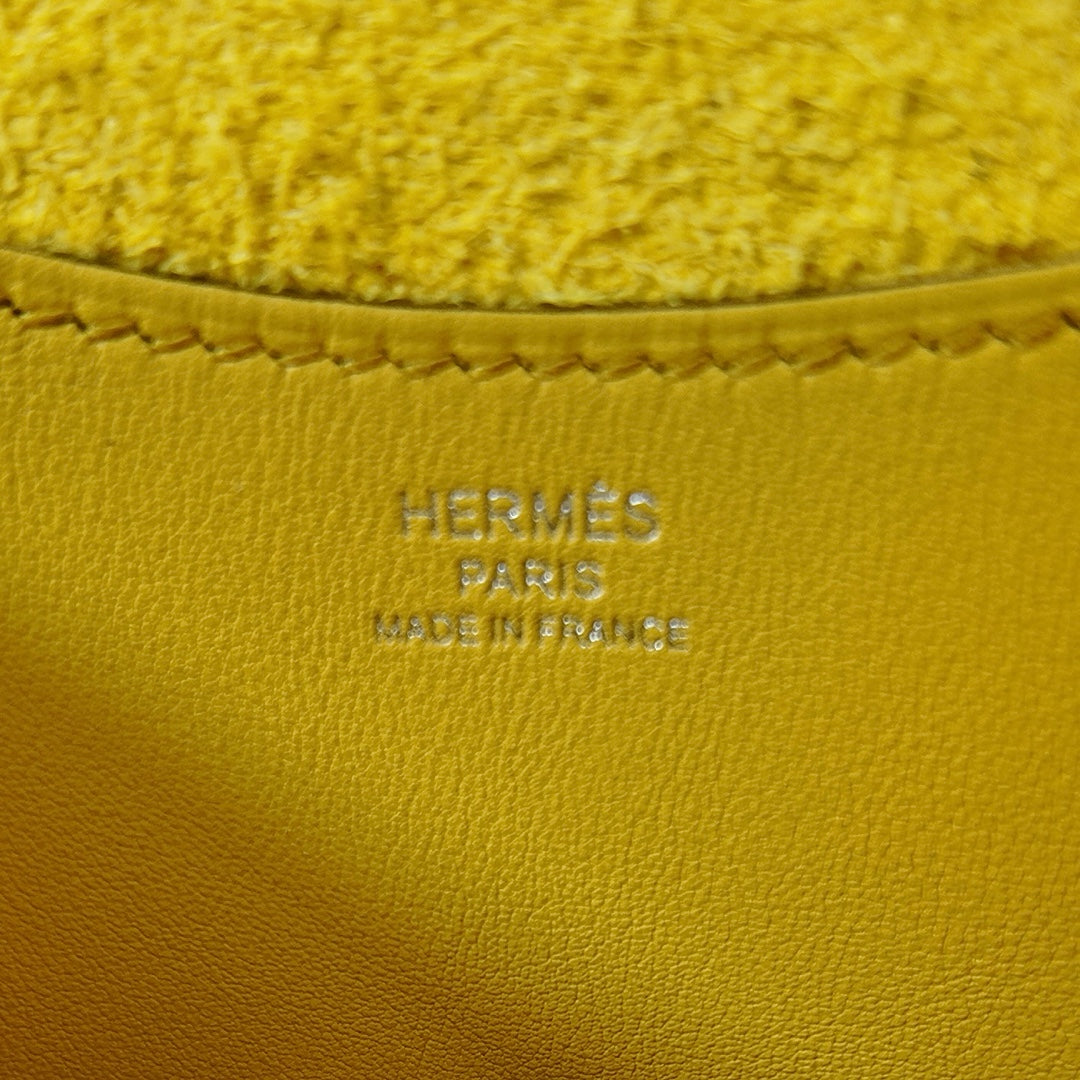 Hermès In The Loop Seau 18 Bucket Bag in Taurillon Clemence Leather