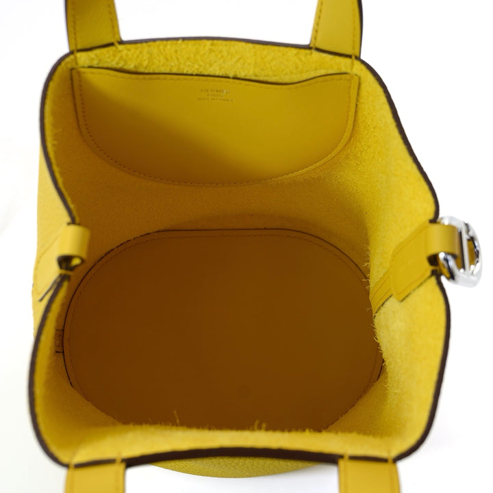 Hermès In The Loop Seau 18 Bucket Bag in Taurillon Clemence Leather