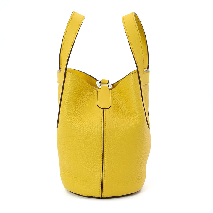 Hermès In The Loop Seau 18 Bucket Bag in Taurillon Clemence Leather