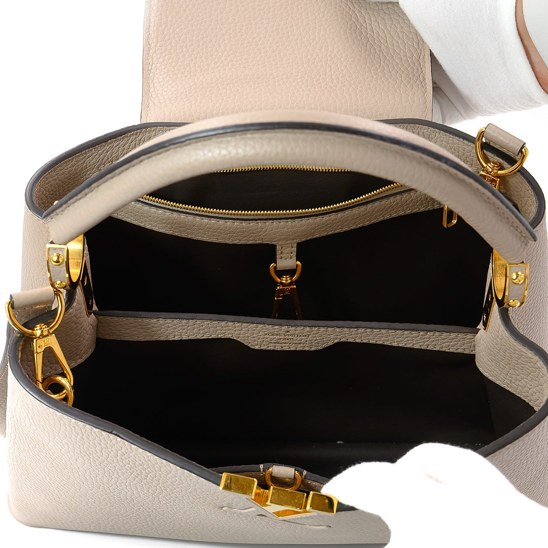 Louis Vuitton capucines mm handbag in Galet Color Calf leather