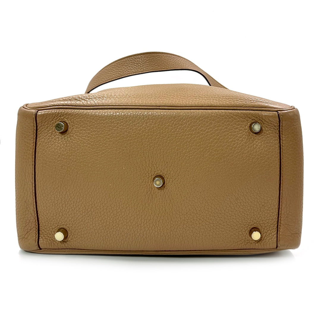 Hermès Lindy 30 in Argile color Clemence Leather with Gold Hardware Handbag