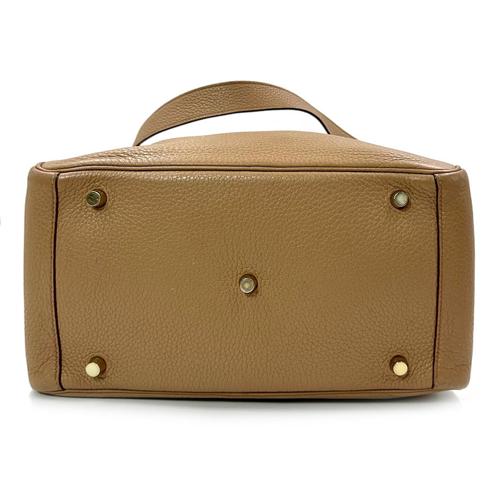 Hermès Lindy 30 in Argile color Clemence Leather with Gold Hardware Handbag
