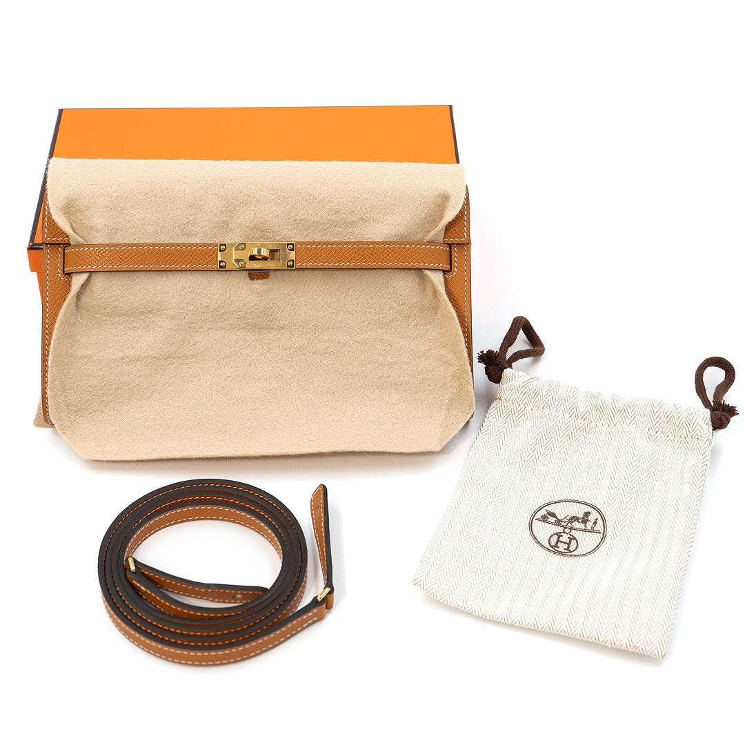 Hermès Kelly To Go 20 Epsom Calfskin Leather in Toffee with Gold Hardware