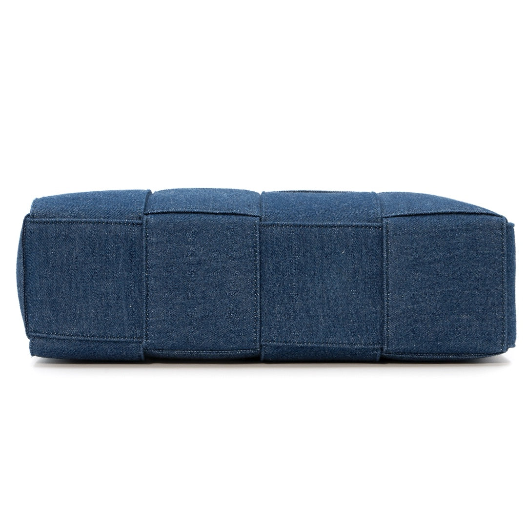 Bottega Veneta Arco Intrecciato Denim Tote Bag in Indigo - Gemaee  UAE