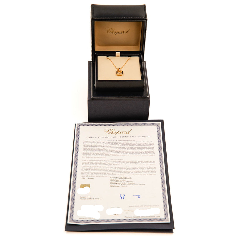 Chopard Happy Diamonds Icons Pendant with Moving Diamonds in 18K Gold - Gemaee  UAE