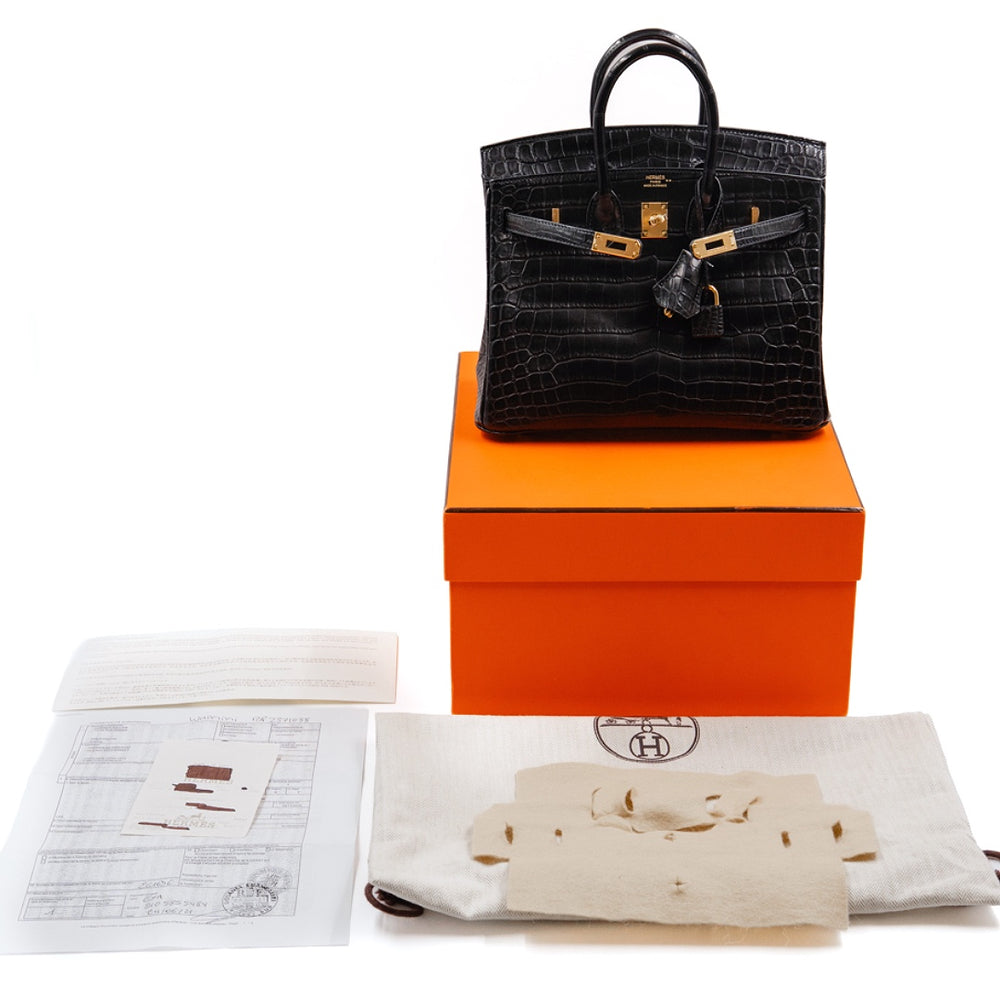 Hermès Birkin 25 Bag in Noir Matte Niloticus Crocodile Leather with Gold Hardware - Gemaee  UAE