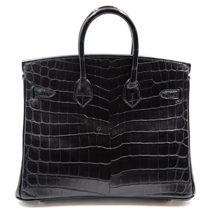 Hermès Birkin 25 Bag in Noir Matte Niloticus Crocodile Leather with Gold Hardware - Gemaee  UAE