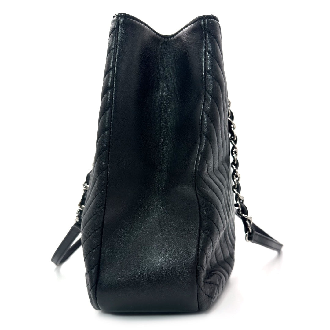 Chanel Black Chevron Leather Tote Bag - Gemaee  UAE