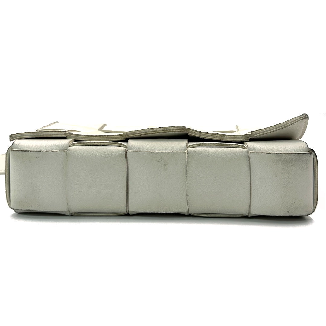 Bottega Veneta Medium Cassette Shoulder Bag in Intrecciato Leather - Gemaee  UAE