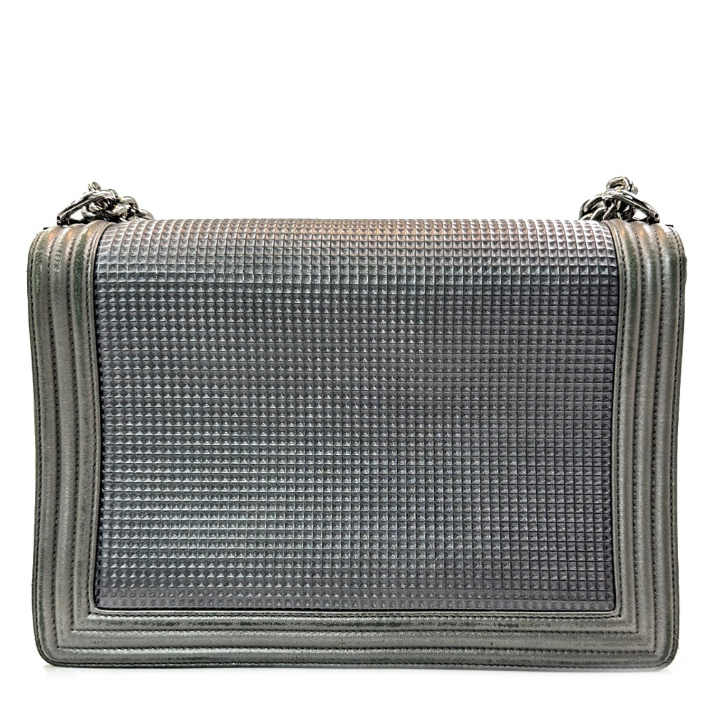 Chanel Large Boy Flap Bag in Grey Cube-Embossed Leather - Gemaee  UAE