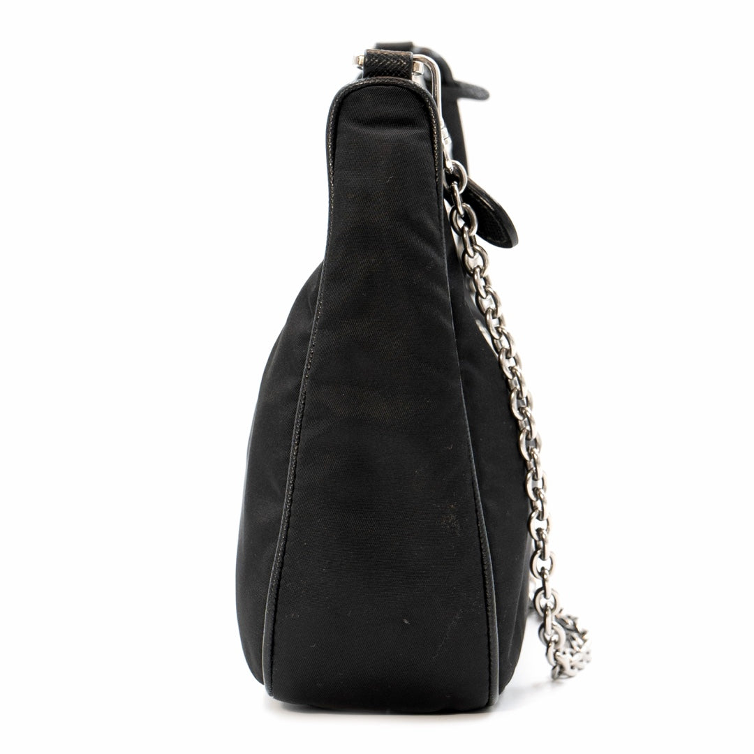 Prada Re-Edition 2005 Black Re-Nylon Shoulder Bag with Saffiano Leather Trim and Detachable Pouch