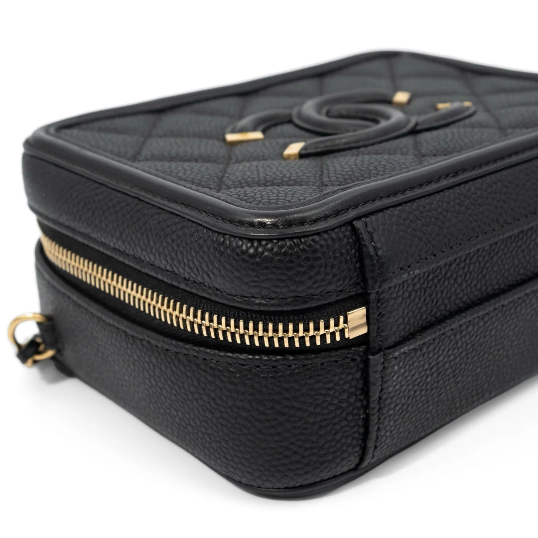 Chanel CC Filigree Vanity Shoulder Bag (Grained Calfskin) mini size