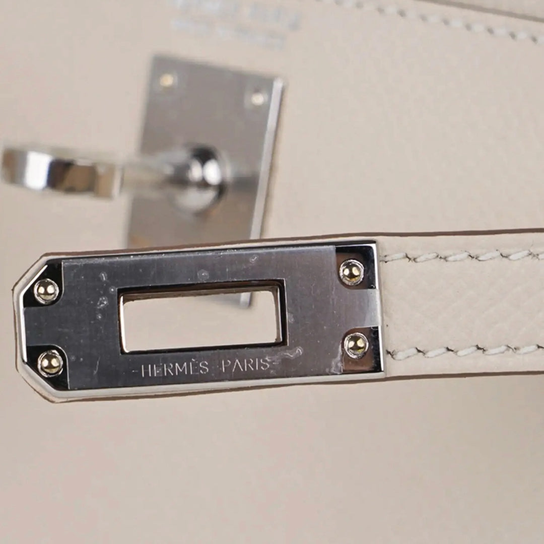 Hermès Mini Kelly Bag in Craie Epsom Leather with Palladium Hardware - Gemaee  UAE