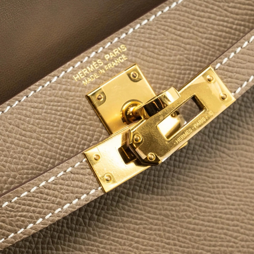 Hermès Mini Kelly Bag in Etoupe Epsom Leather with Gold Hardware - Gemaee  UAE