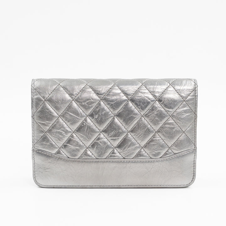 Chanel Metallic Silver Quilted Aged Calfskin Gabrielle Wallet on Chain Ruthenium Hardware