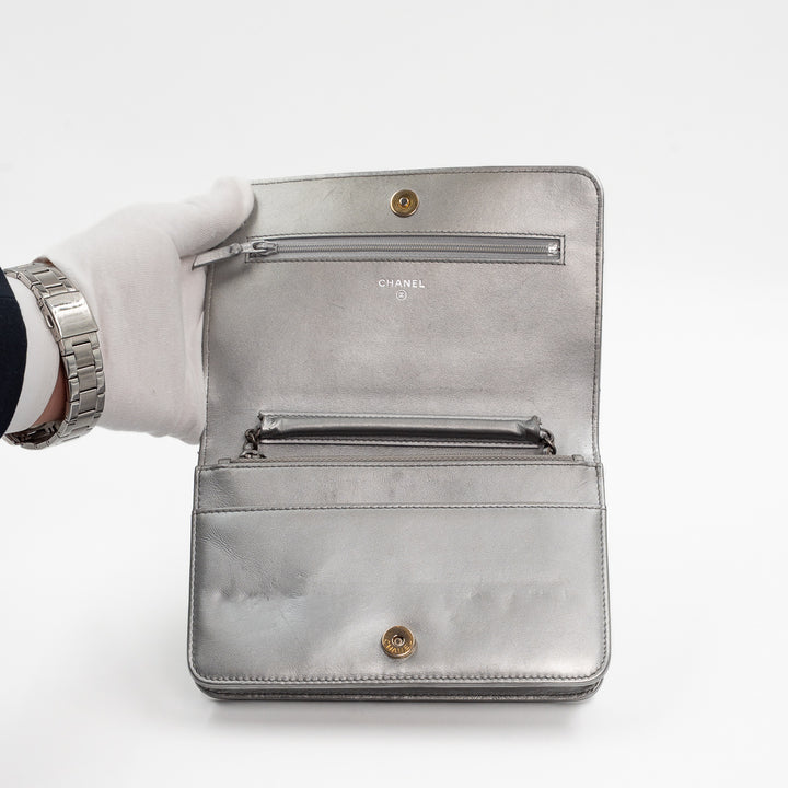 Chanel Metallic Silver Quilted Aged Calfskin Gabrielle Wallet on Chain Ruthenium Hardware