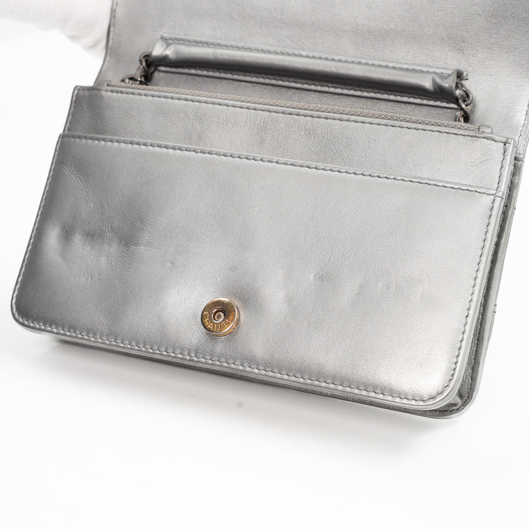 Chanel Metallic Silver Quilted Aged Calfskin Gabrielle Wallet on Chain Ruthenium Hardware