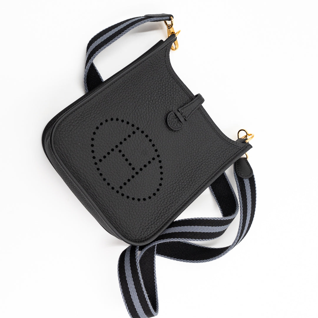 Hermès Evelyne 16 Amazone Taurillon Clemence Leather Bag in Noir with Noir/Gris Fumée Amazone Strap and Gold Hardware
