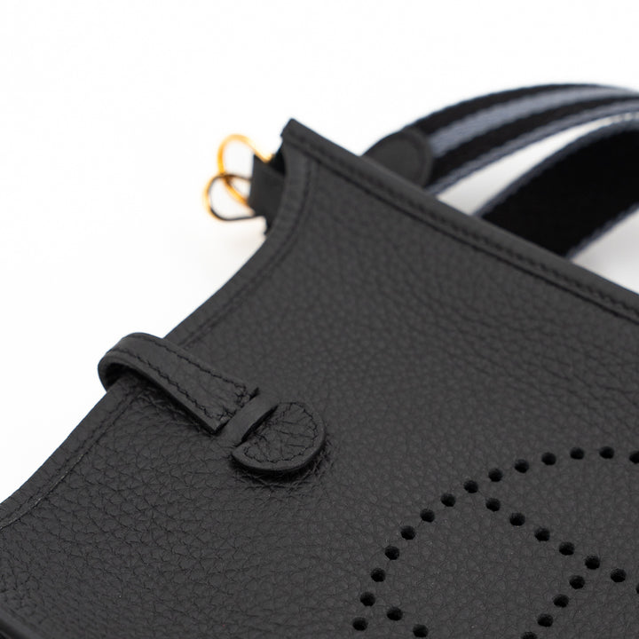 Hermès Evelyne 16 Amazone Taurillon Clemence Leather Bag in Noir with Noir/Gris Fumée Amazone Strap and Gold Hardware