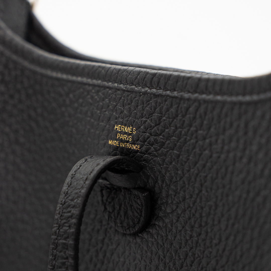 Hermès Evelyne 16 Amazone Taurillon Clemence Leather Bag in Noir with Noir/Gris Fumée Amazone Strap and Gold Hardware