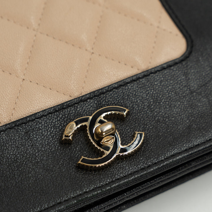 Chanel Wallet on Chain in Black & Beige Leather with Gold Hardware