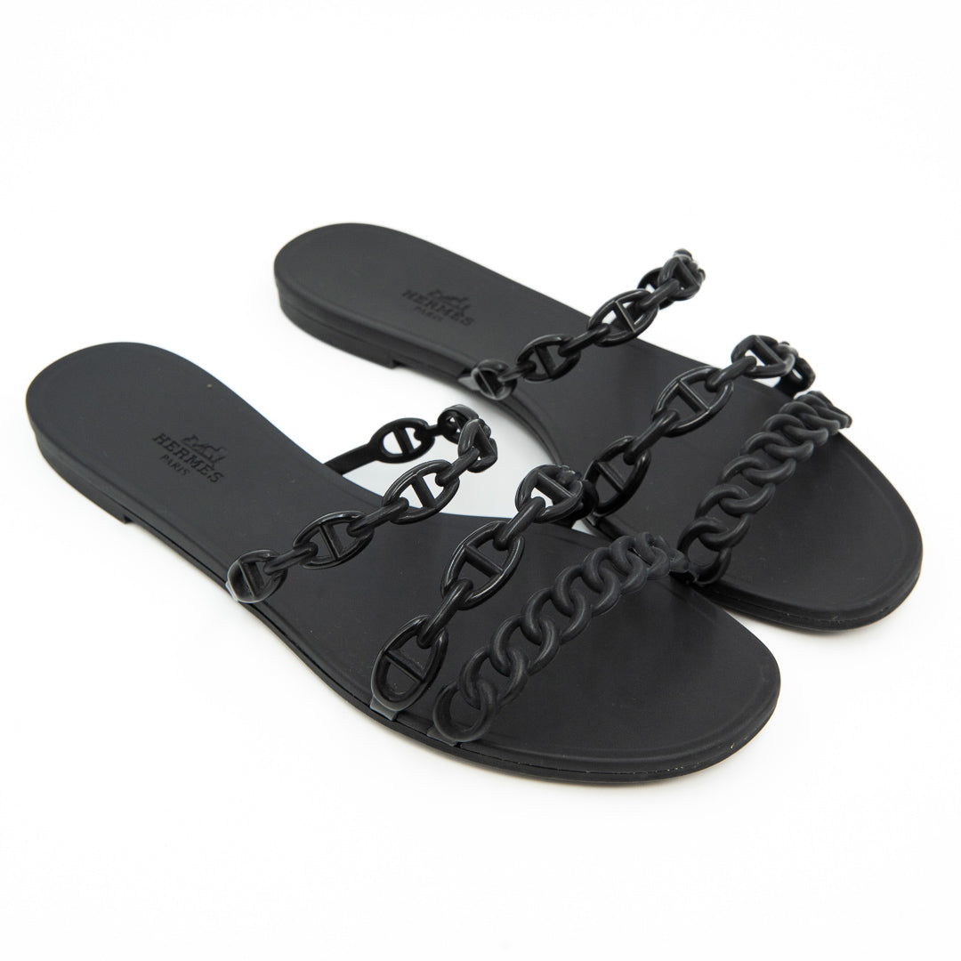 Hermès Chaine d’Ancre Rivage Sandals in Black Rubber