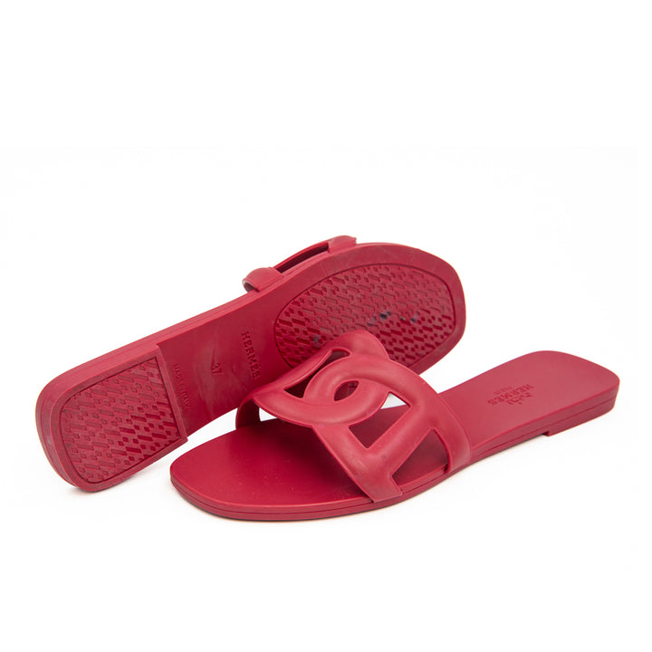 Hermès Aloha Sandals in Rose Baie Rubber