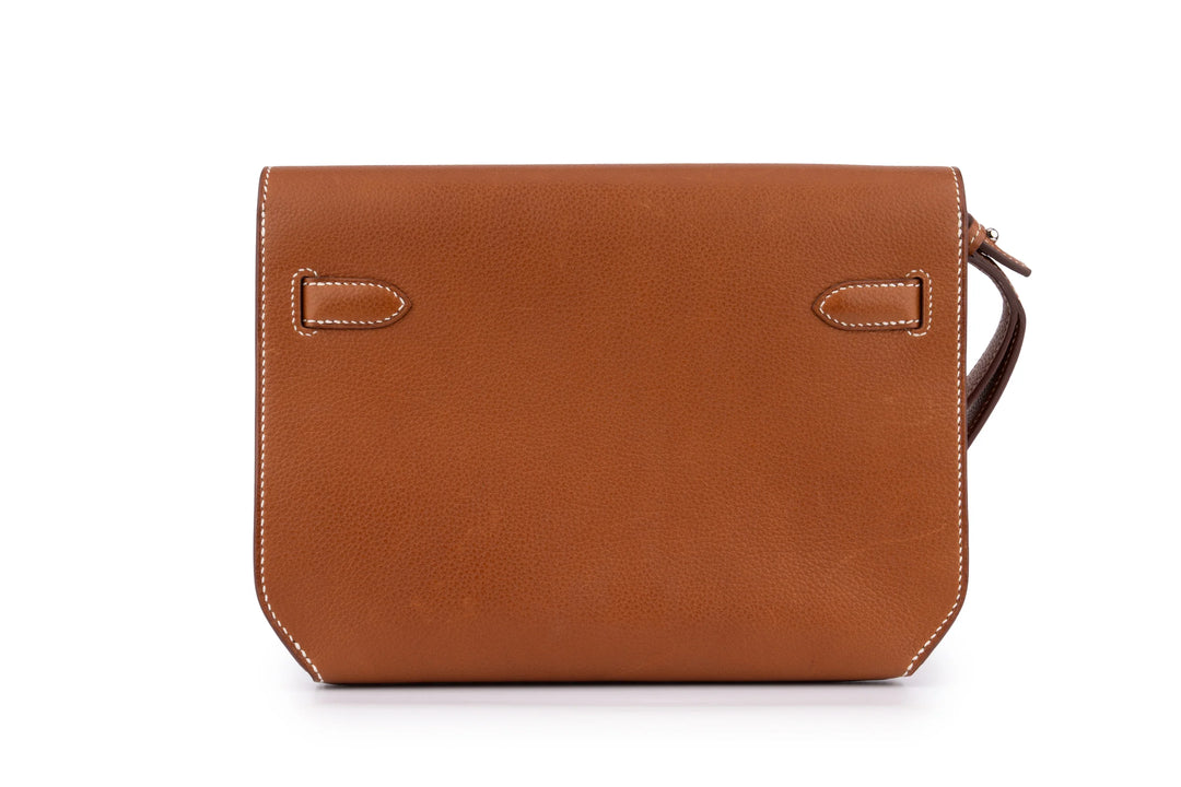 Hermès Kelly Dépêches 25 Pouch in Gold Barénia Calfskin with Palladium Hardware