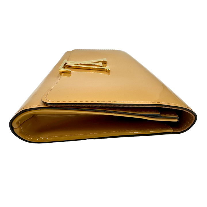 Louis Vuitton Beige Vernis Louise Clutch
