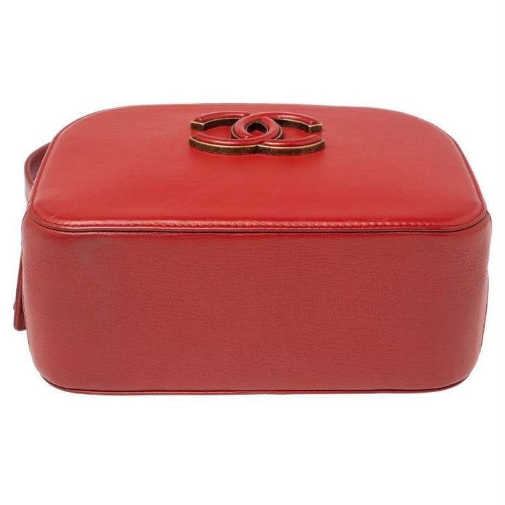 Chanel Coco Curve Vanity Case in Red Quilted Leather