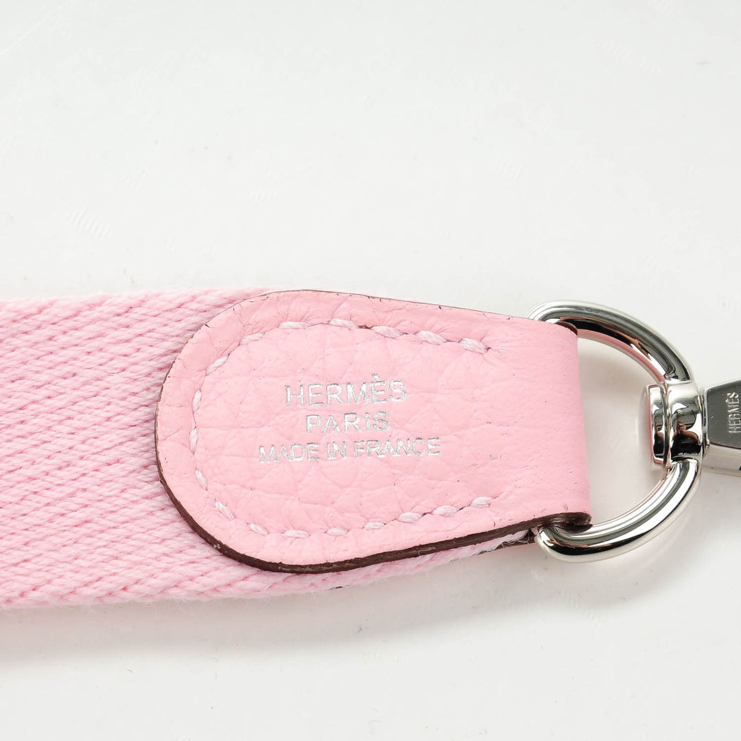 Hermès Evelyne 16 Amazone Bag in Rose Sakura Taurillon Clémence with Rose Sakura Strap - Gemaee  UAE
