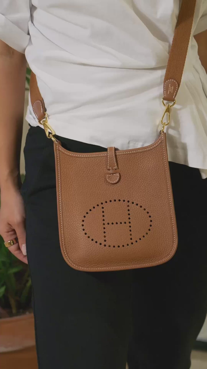 Hermès Evelyne 16 Amazone Clemence Leather Bag with Gold Hardware