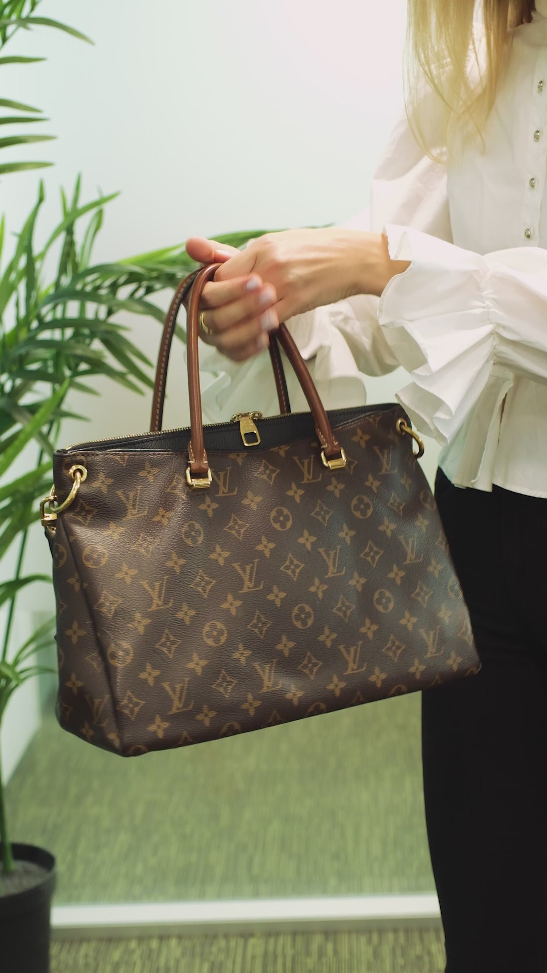 Louis Vuitton Pallas Bag