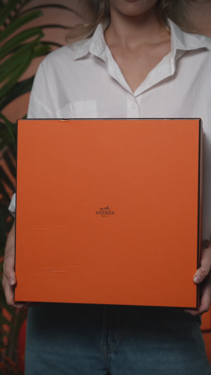 Hermès Blue Brighton/Capucine Swift Leather Palladium Jypsier 28